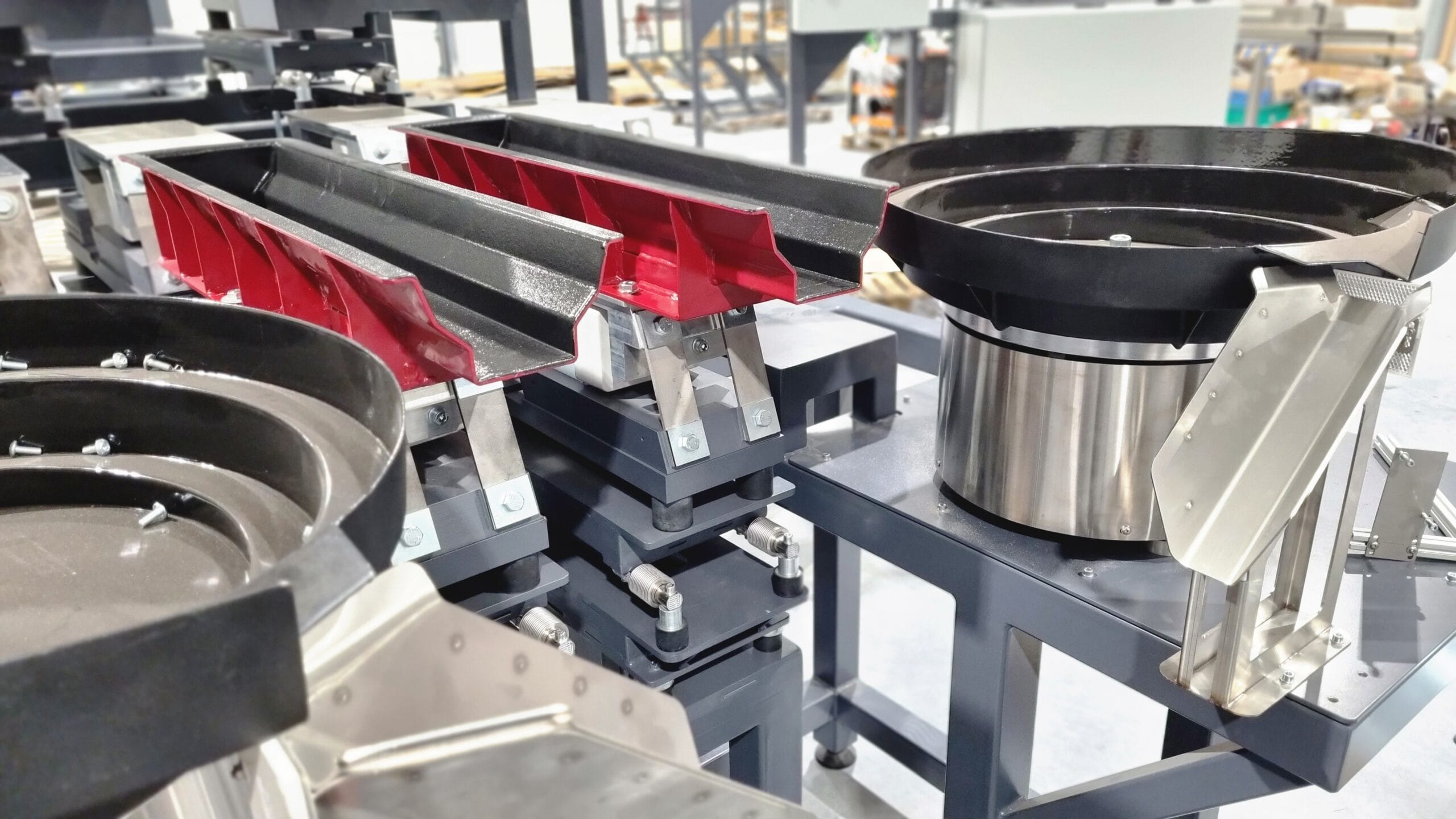 Systemy wibracyjne – narzędzie do optymalizacji procesów produkcyjnych