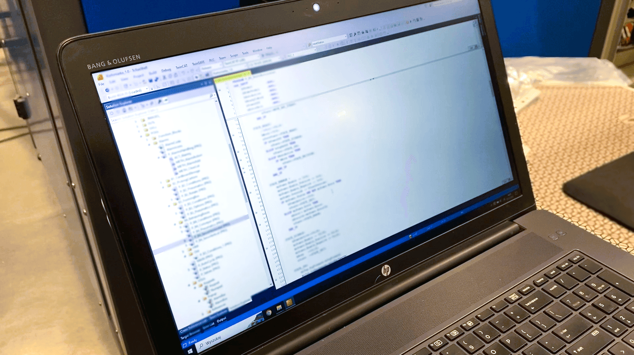 Połączenie maszyny z systemem informatycznym klienta to jedna z możliwości jaką daje automatyzacja i robotyzacja procesów w Twojej firmie