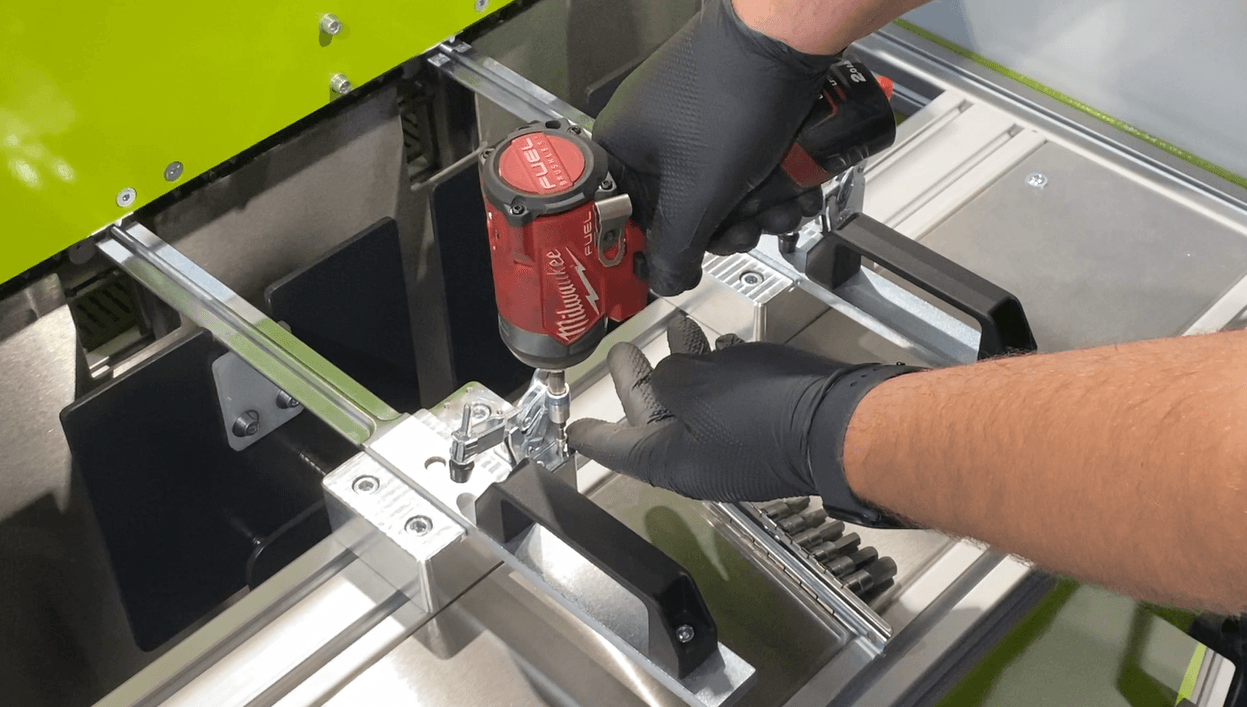 Sprawny montaż maszyn jest podstawą do przyspieszenia procesu jakim jest automatyzacja i robotyzacja produkcji